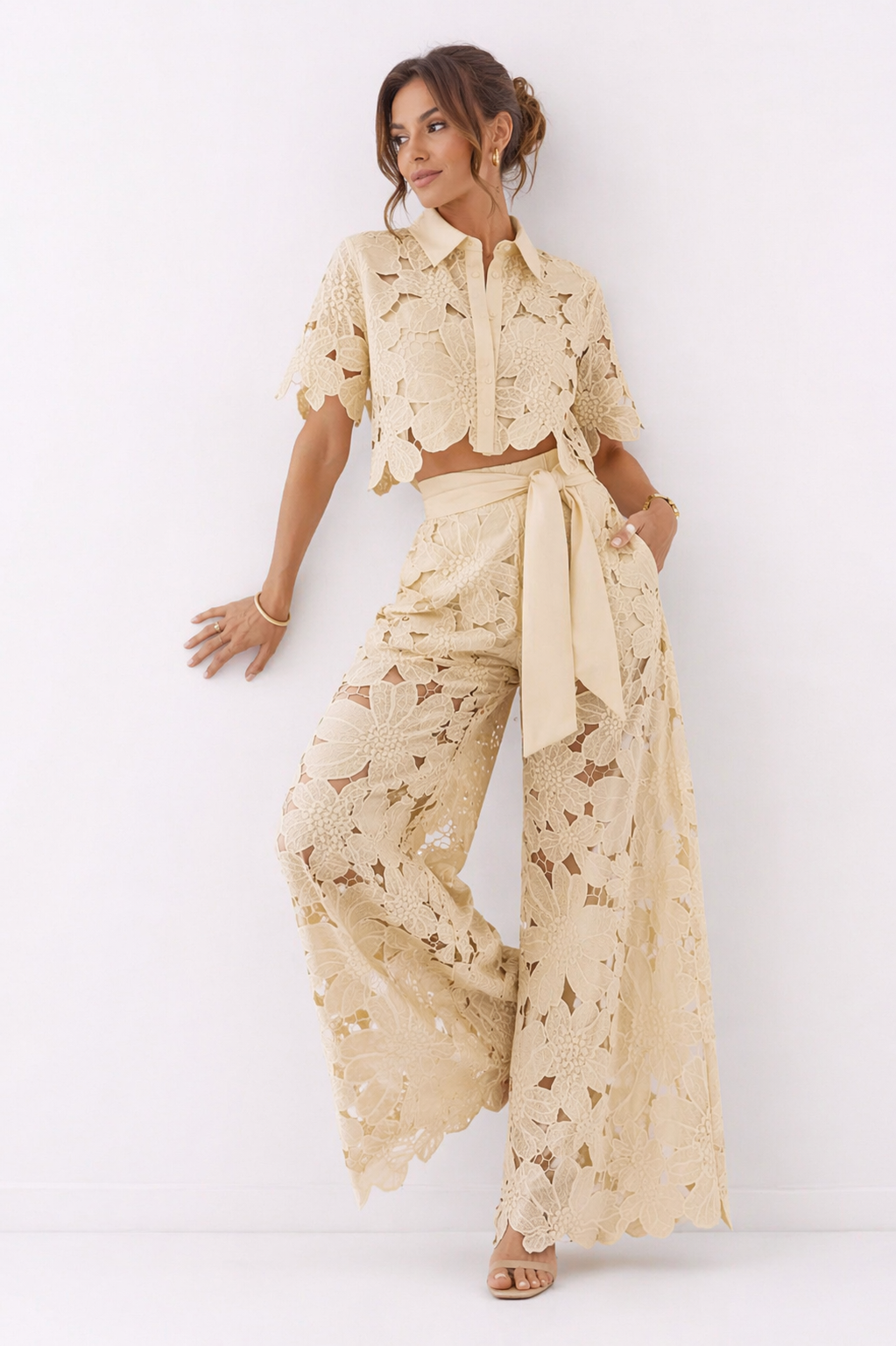 Summer Set with Blouse and Wide-Leg Pants for Women