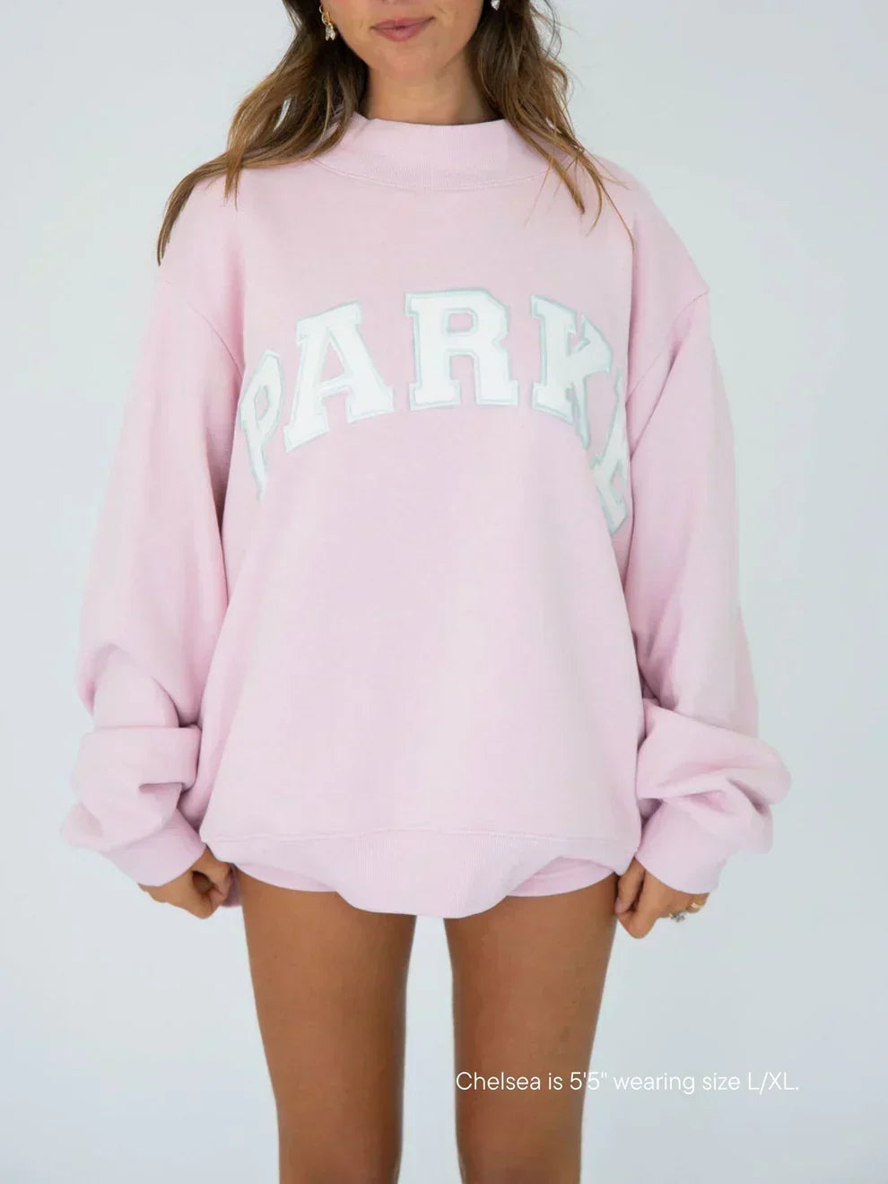 Oversized dame-sweatshirt med chenille-bogstaver