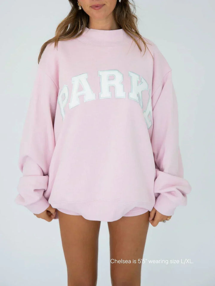 Oversized dame-sweatshirt med chenille-bogstaver